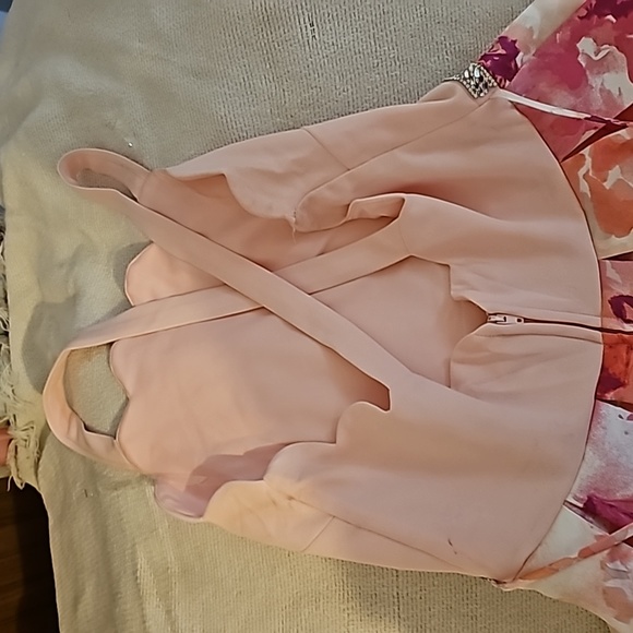 Dress - Picture 4 of 4